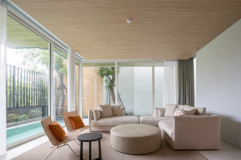 3-bedroom-residence-pool-family-friend-pattaya-villa