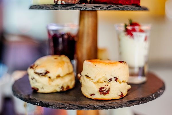 Afternoon-Tea-600-x400-The-Glass-Room